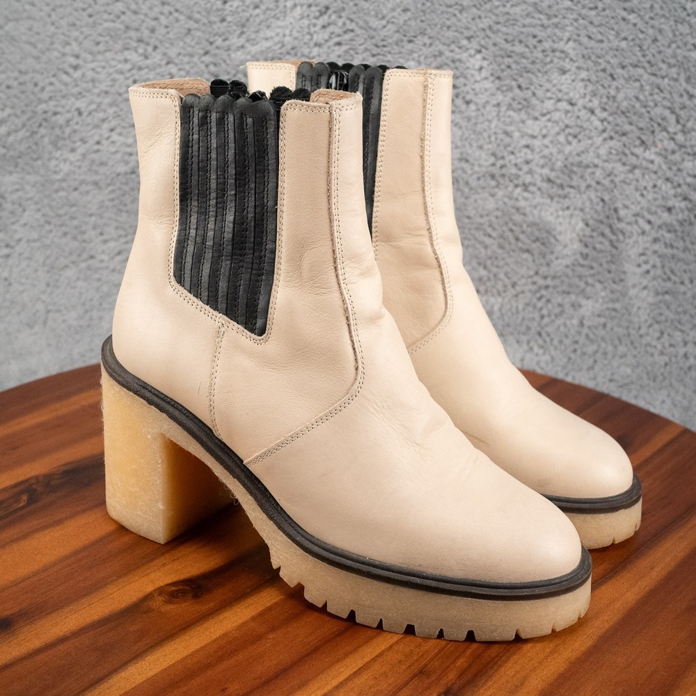 Free People Beige Leather James Chelsea Ankle Boots 8.5 / 39